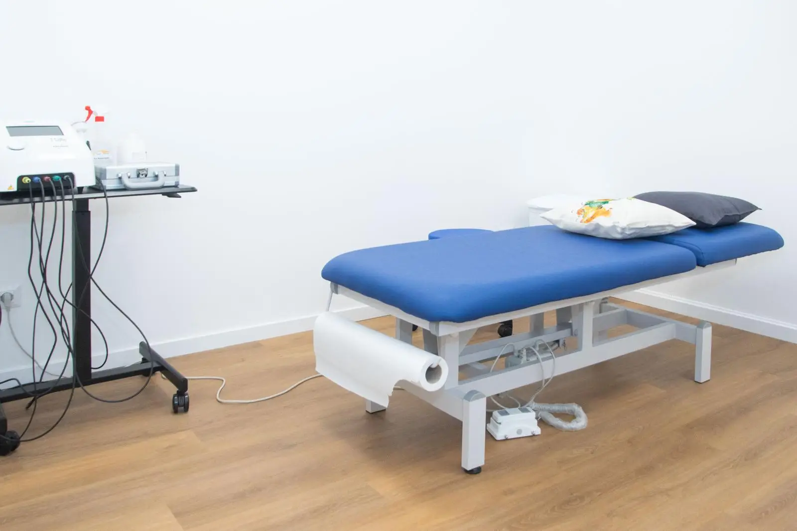 clinic-bed